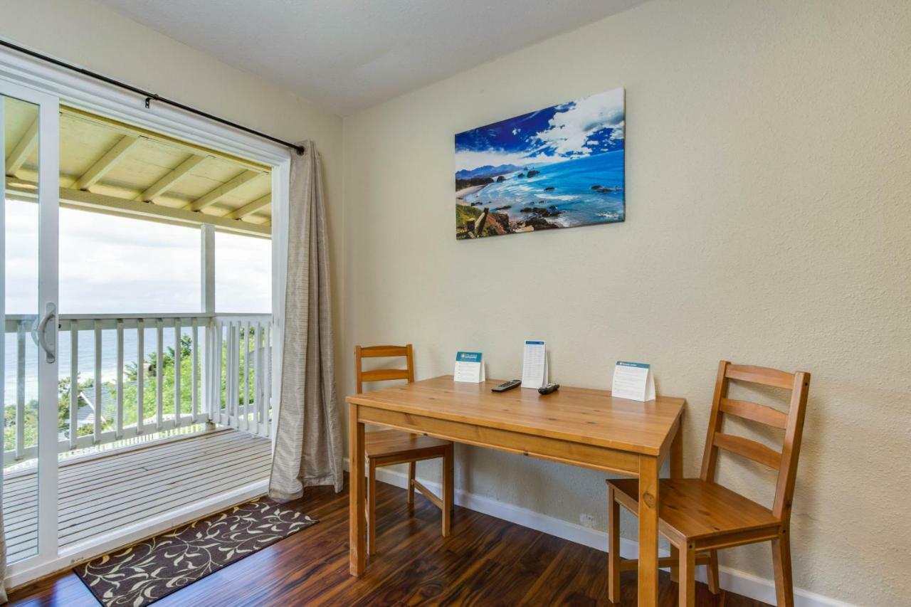 Sandstone Point Hotel Lincoln City Szoba fotó