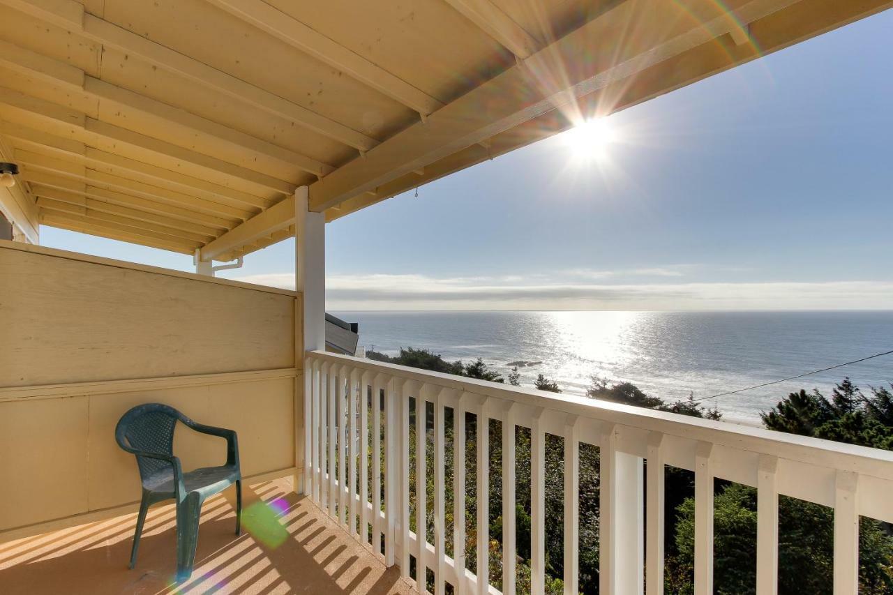 Sandstone Point Hotel Lincoln City Szoba fotó