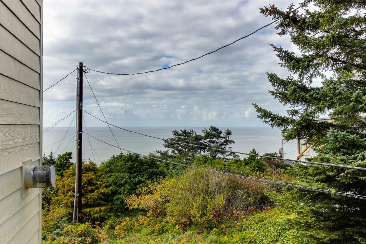 Sandstone Point Hotel Lincoln City Szoba fotó